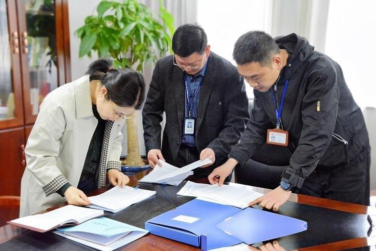 一个汽车刹车踏板出了事，正常情况下是不是找个修车师傅看看就行了？结果现在，居然惊