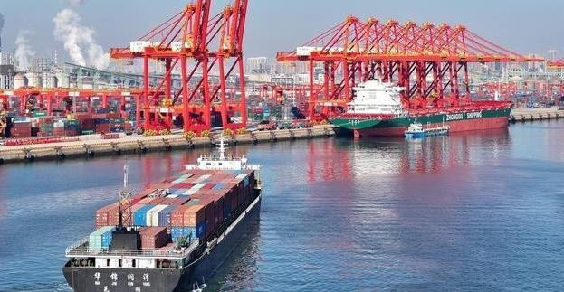 美国再次向世界展示了它的“强大”和肆意妄为，中国要求美方立刻归还油轮，否则中国也