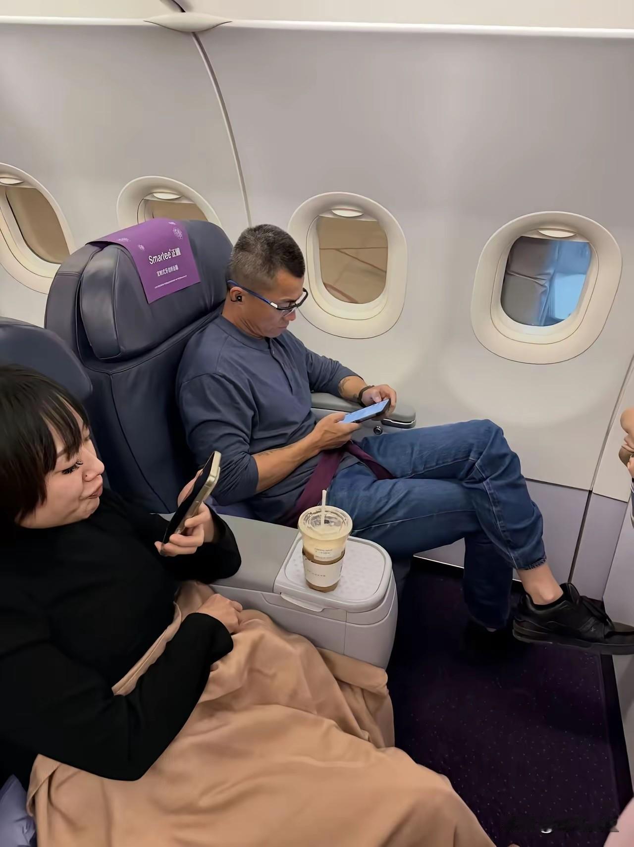 什么流量都想要，其实拍拍车，拍一下开箱视频，好好把国产车宣传一下，还是太作了！