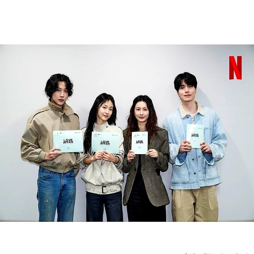 李栋旭、全素妮、郑裕美、李钟元这阵容，新剧《爱的面具》也太炸了吧！Netflix