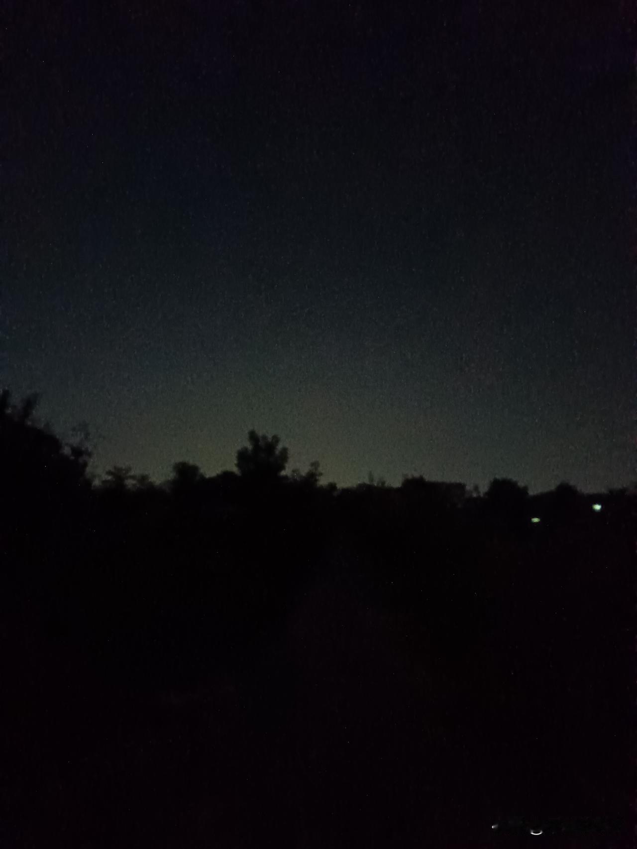 炒股的尽头是玄学！一买就跌重仓就跌买啥啥跌稍一得意就跌越怕它跌越会跌