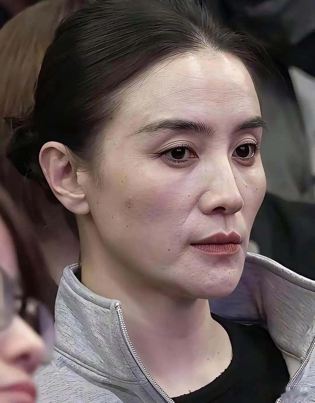 宋佳这状态，真是真实到没滤镜！​​​