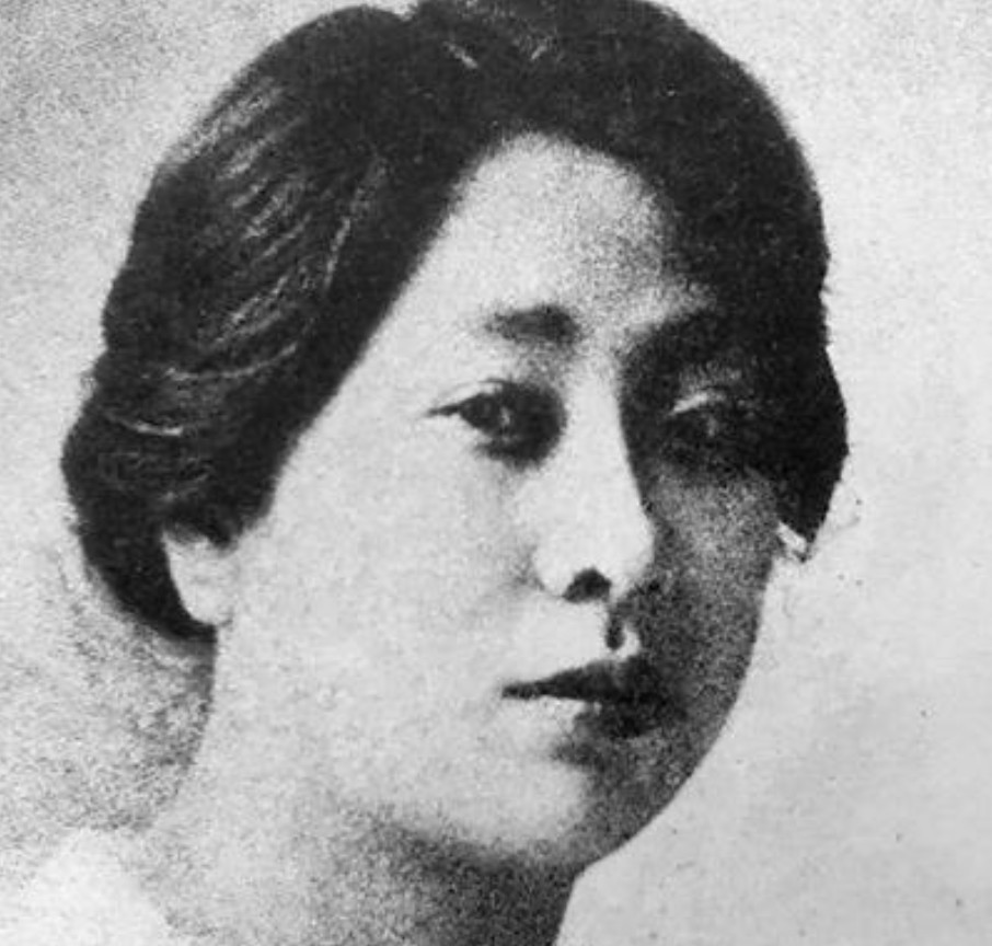 民国副总统黎元洪借宿在部下家中，睡梦中隐约觉得有些不对劲，他的裤子湿了一片。他急