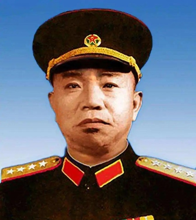 1968年，大将王树声在某机关单位食堂排队打饭，见一干部打了5份饭菜，顿感蹊跷。