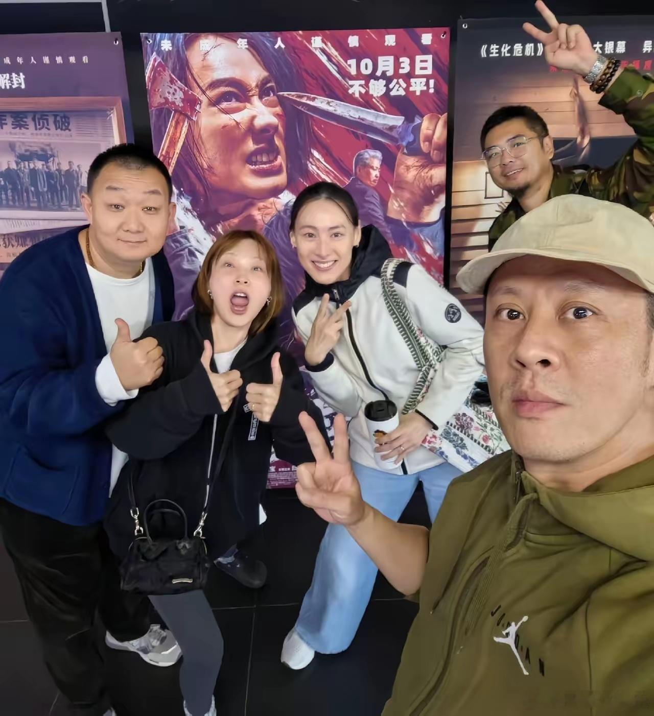 如果我是李泽楷看到梁洛施和冯浴柯我真会不舒服不是男人的占有欲，也不是还爱，而是因