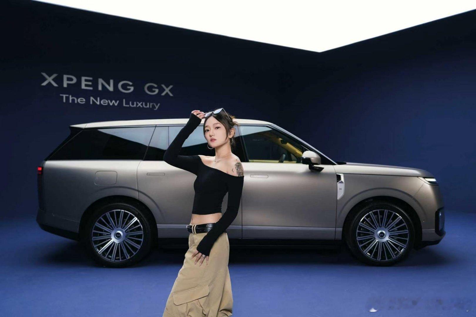 好看是真好看尊贵是真尊贵美女是真的多我想打增高针不知道我站在车前是什么感觉哈哈