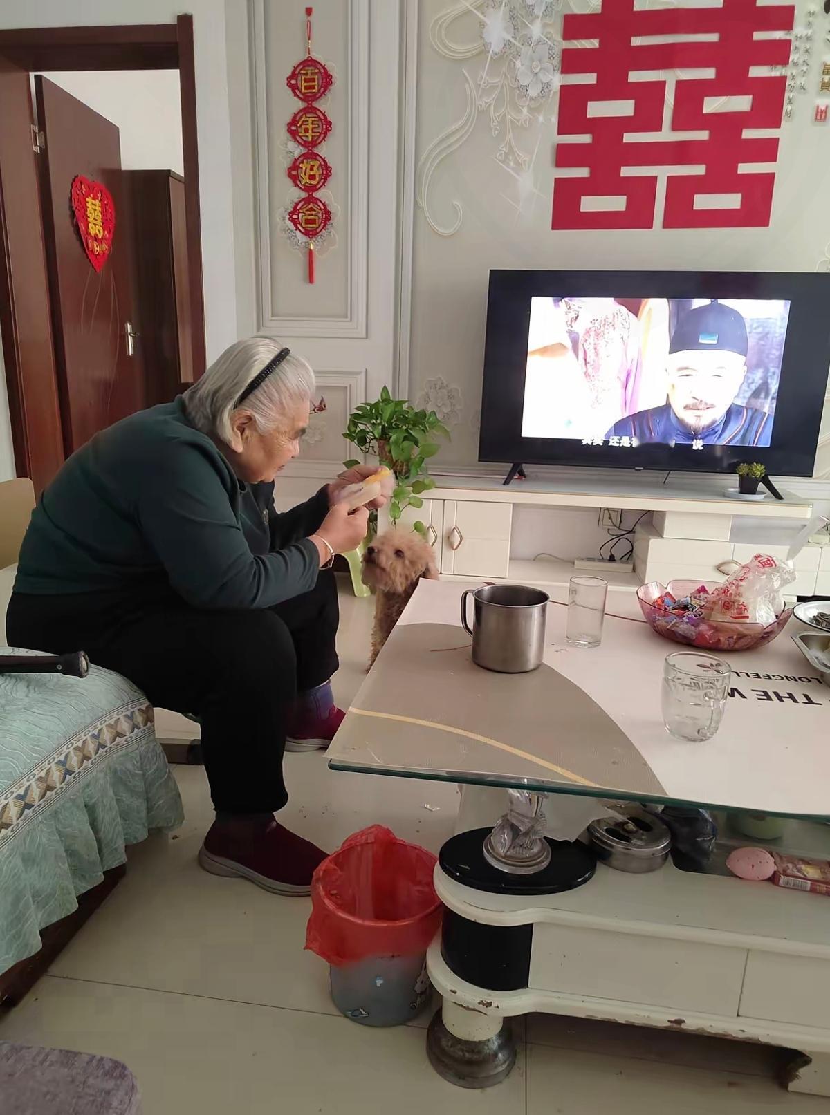 老人“难带”的真相，原来藏在家人的用心里！作为退休的老大，早