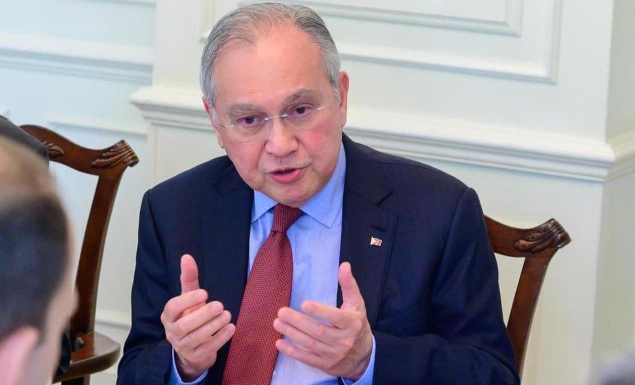 中方禁令生效，16位官员输了个精光，菲方改口求和，香蕉订单暴。其实，菲方此次