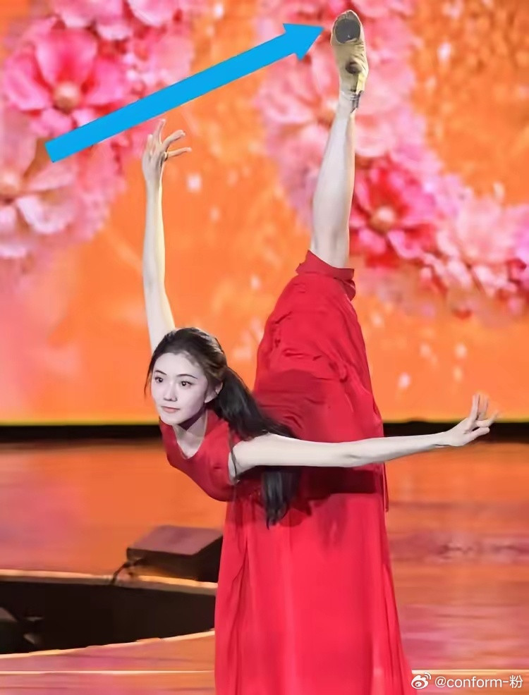 说白了鞋底黑不黑，骗不了人，不信你看刘浩存，准到你不敢信。百花奖那场雨里跳舞，红
