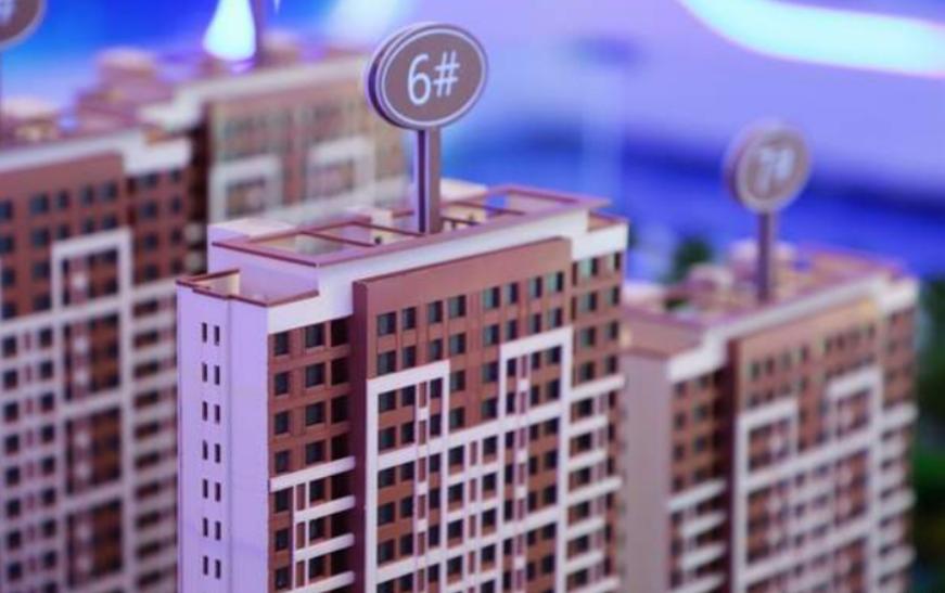 房地产锁住的只是债务吗？不，是烤糊了的蛋糕。房地产那场狂欢过去之后，留给大家