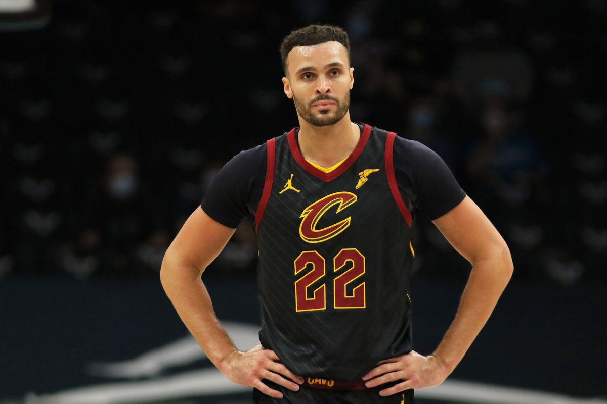 NBA内幕记者马克·斯坦报道称，拉里·南斯已与克利夫兰骑士队达成协议。在因伤仅