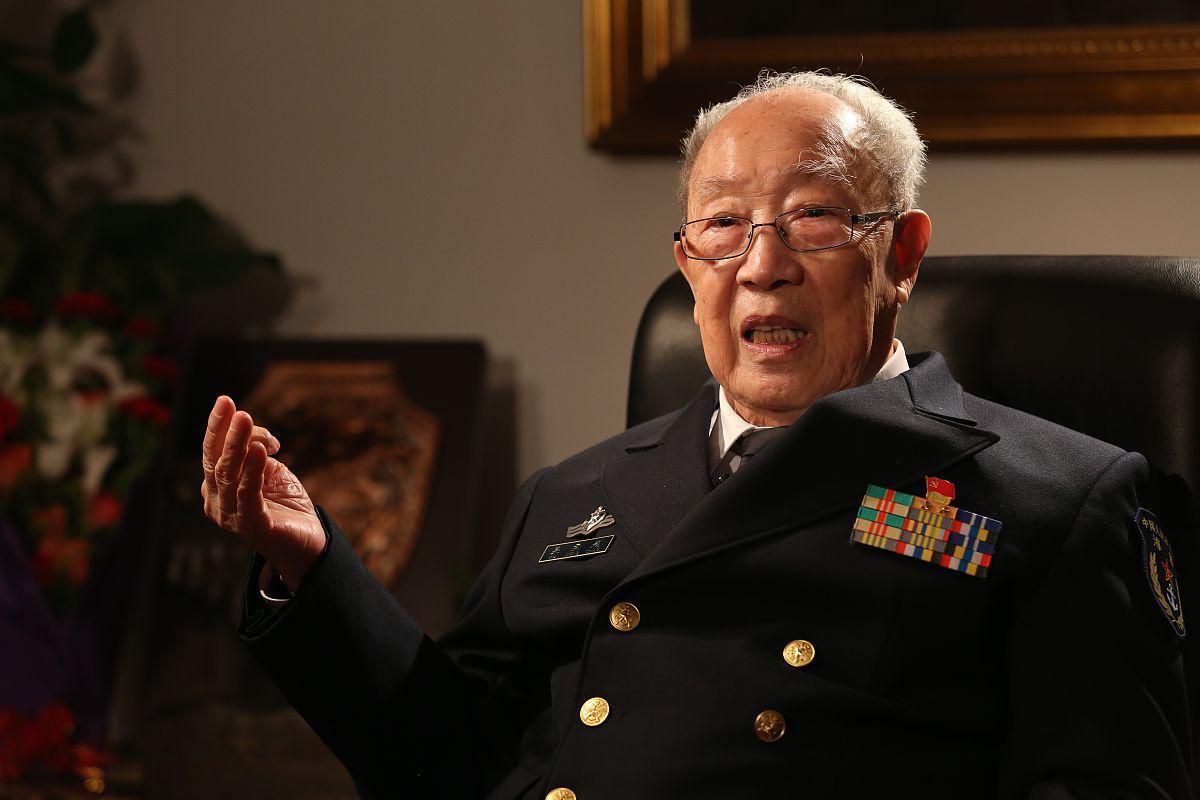 一直跟着蒋介石的国军十大名将结局：一、何应钦，在台湾生病去世，98岁。二、顾