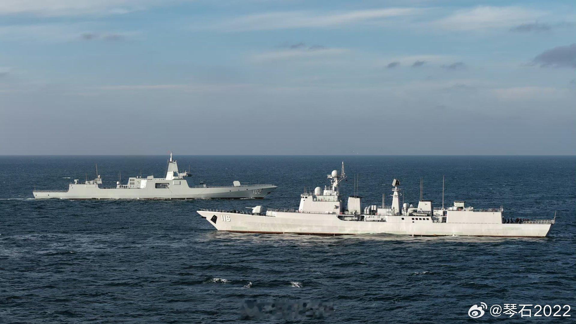 与055在一起，051C这么看不丑。期待115的蜕变！中国海军力量烽火问鼎计划中