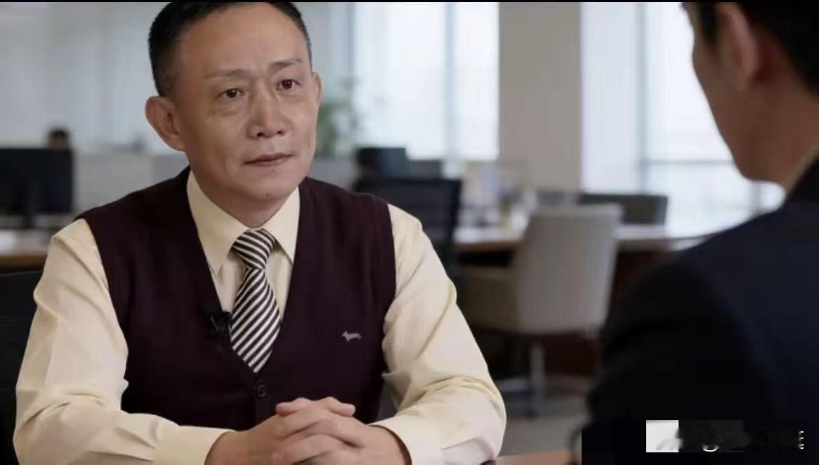 刚刷到卢麒元的视频，听得我真是五味杂陈。老卢这次话说得很重，坚决反对把水、电、