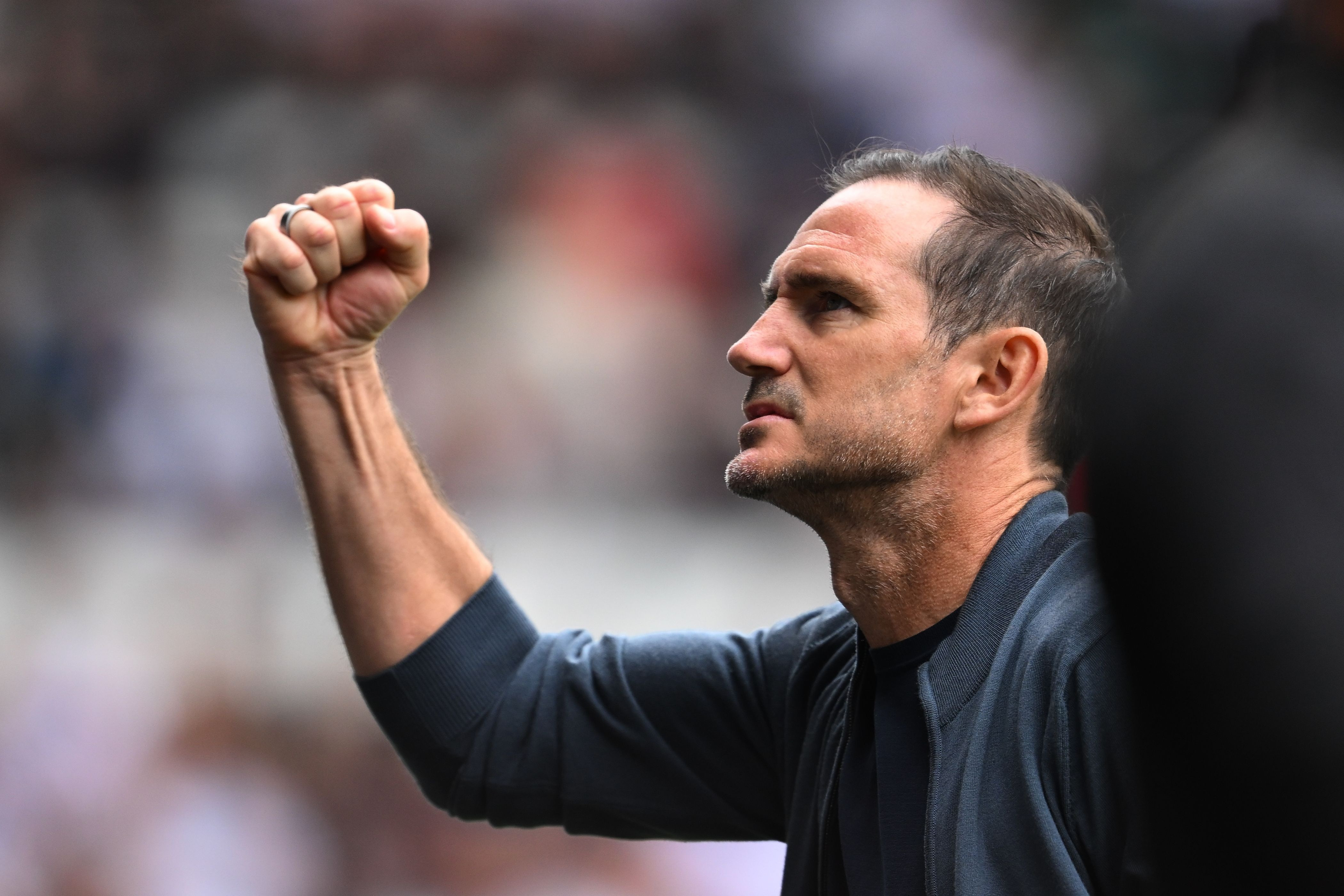 高居英冠第一! 考文垂主帅兰帕德: 我渴望带队重返英超