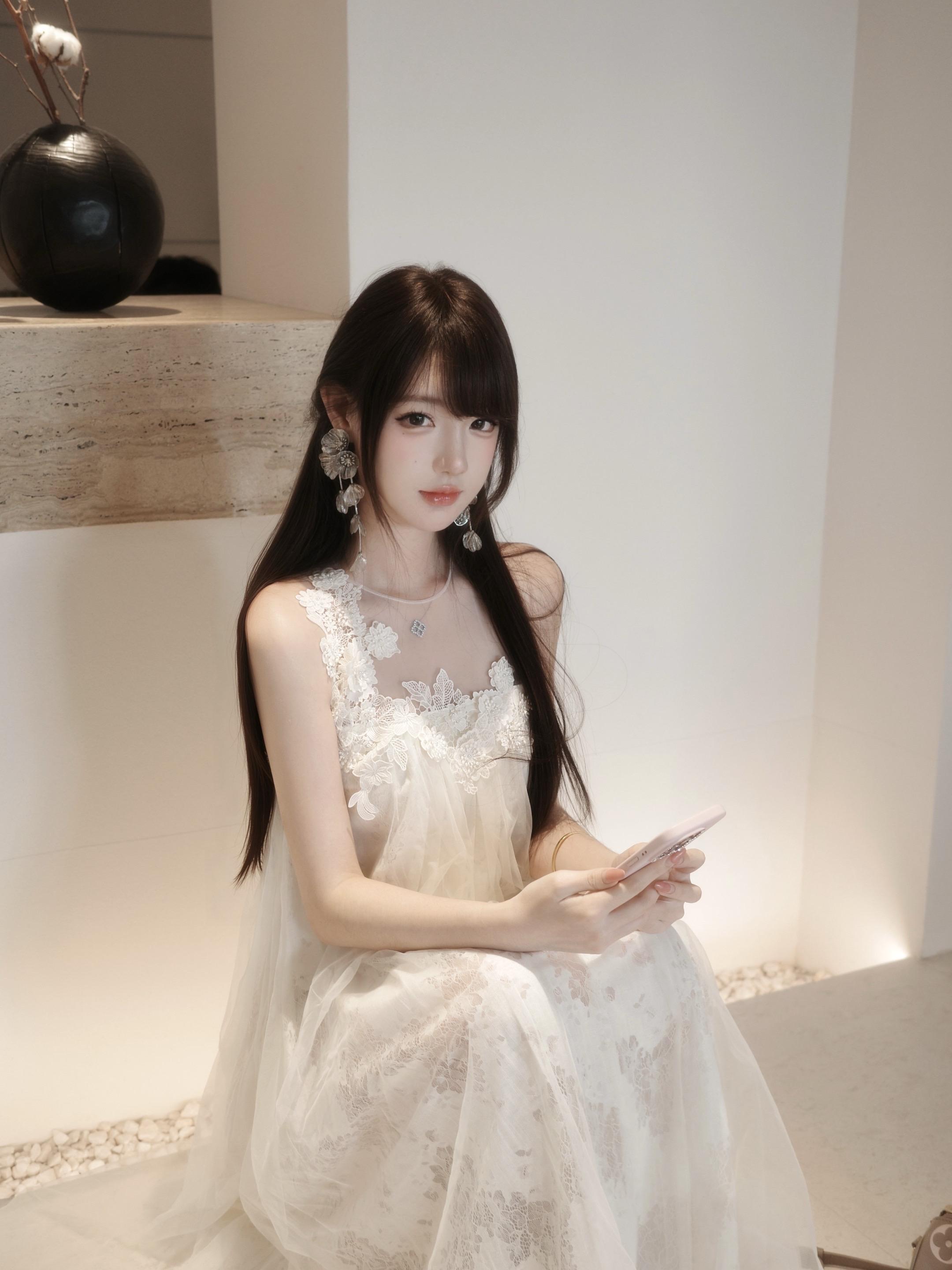 心狠是错 心软也是错 我这颗心要捏成什么样才好