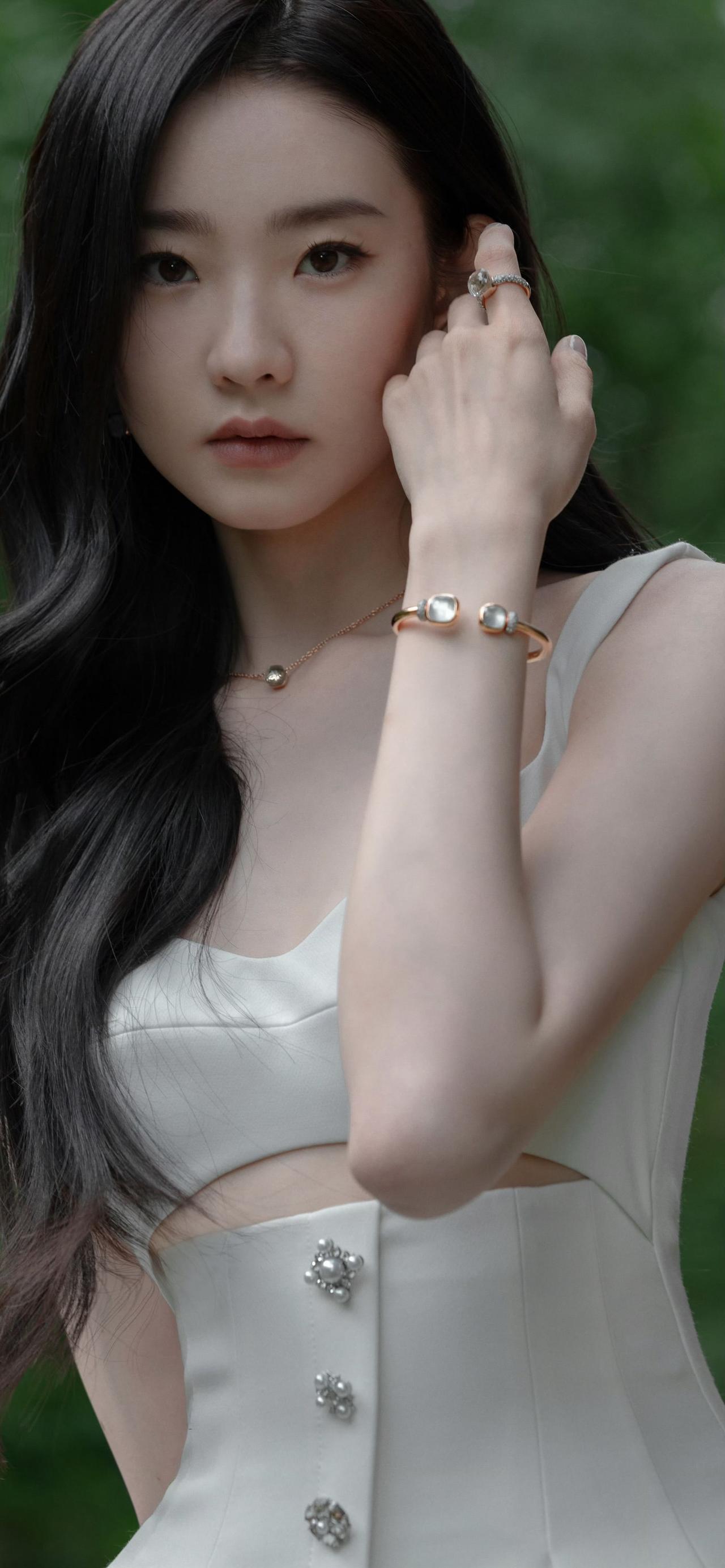 美女壁纸-第6154期-张艺凡