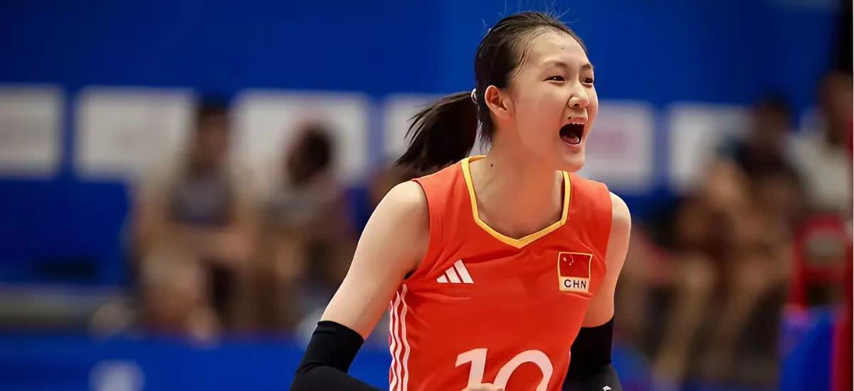 10朱航霆，中国女排历史上第一位副攻型二传。身高188，擅长拦网、发球、扣球，