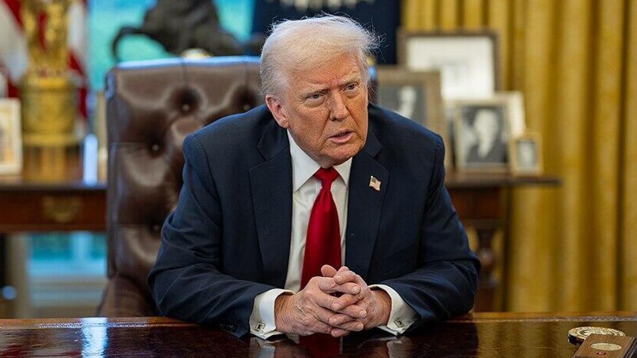 中美贸易战，呈现出一个前所未有的怪象。美国不停出手，打压我们，先是芯片，后用关税