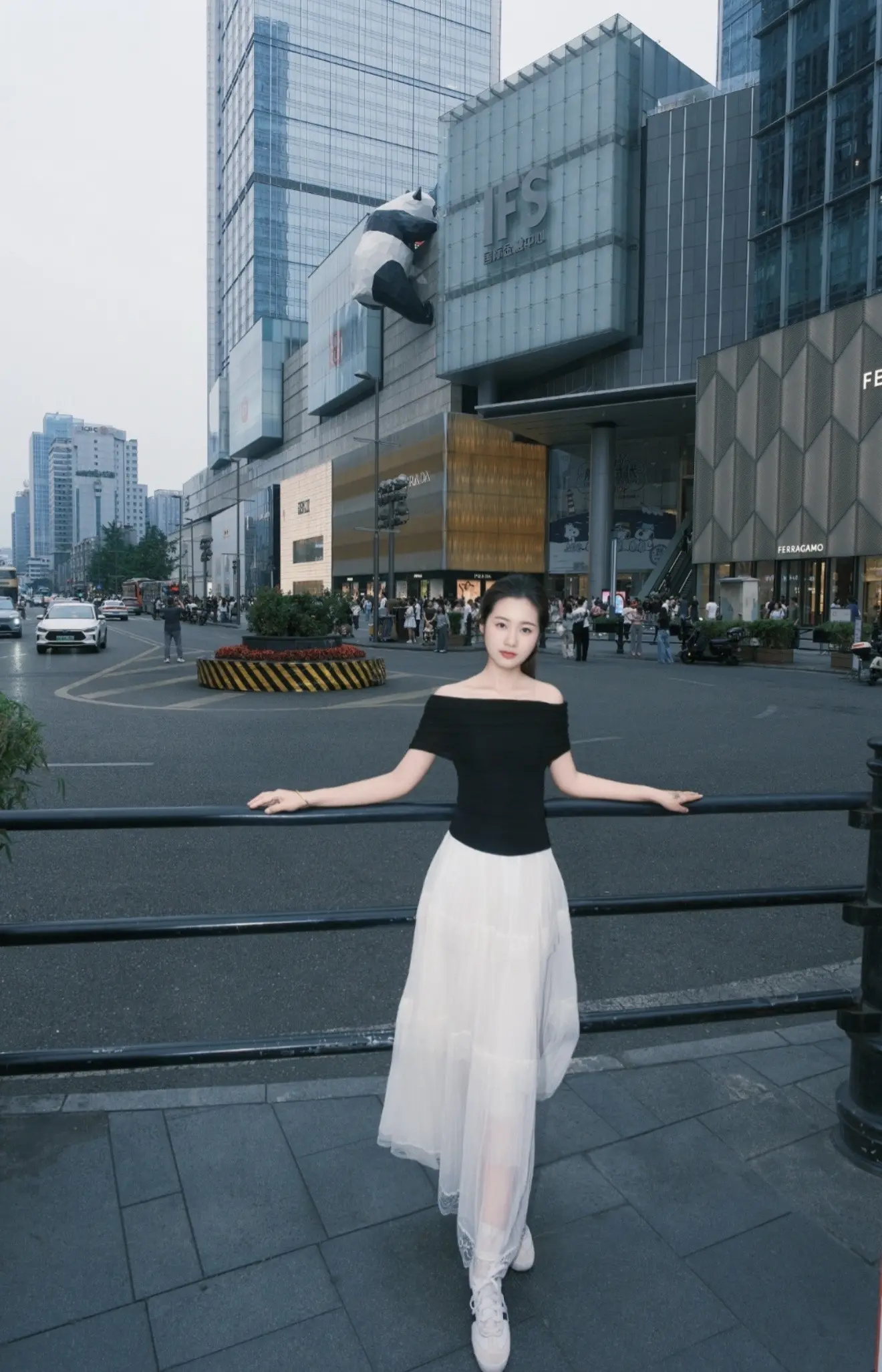 📍成都·春熙路 “总要来趟成都吧，感受下成都的慢生活”