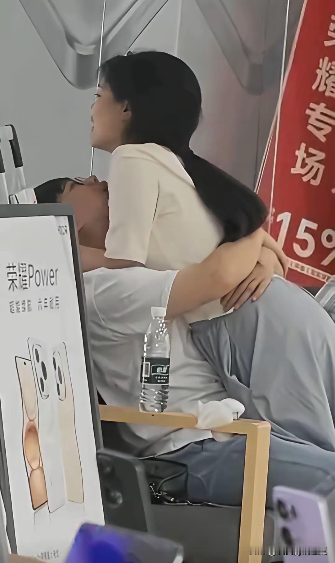 这就是人人都羡慕的爱情吧？