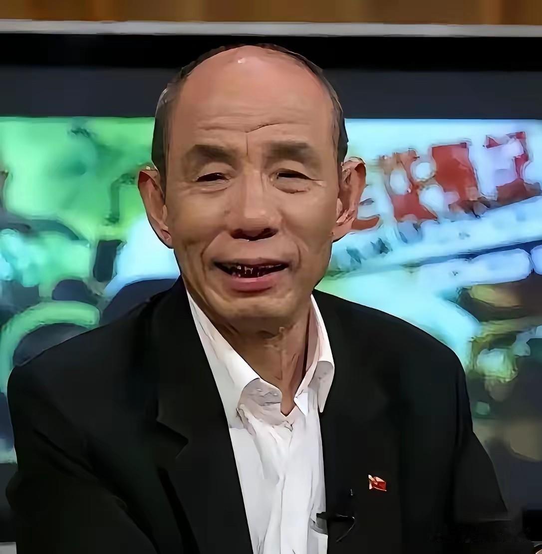 魏宗万曾说，年轻时家里穷，谈了几个女朋友都黄了，后来遇到了妻子，妻子工资比他还高