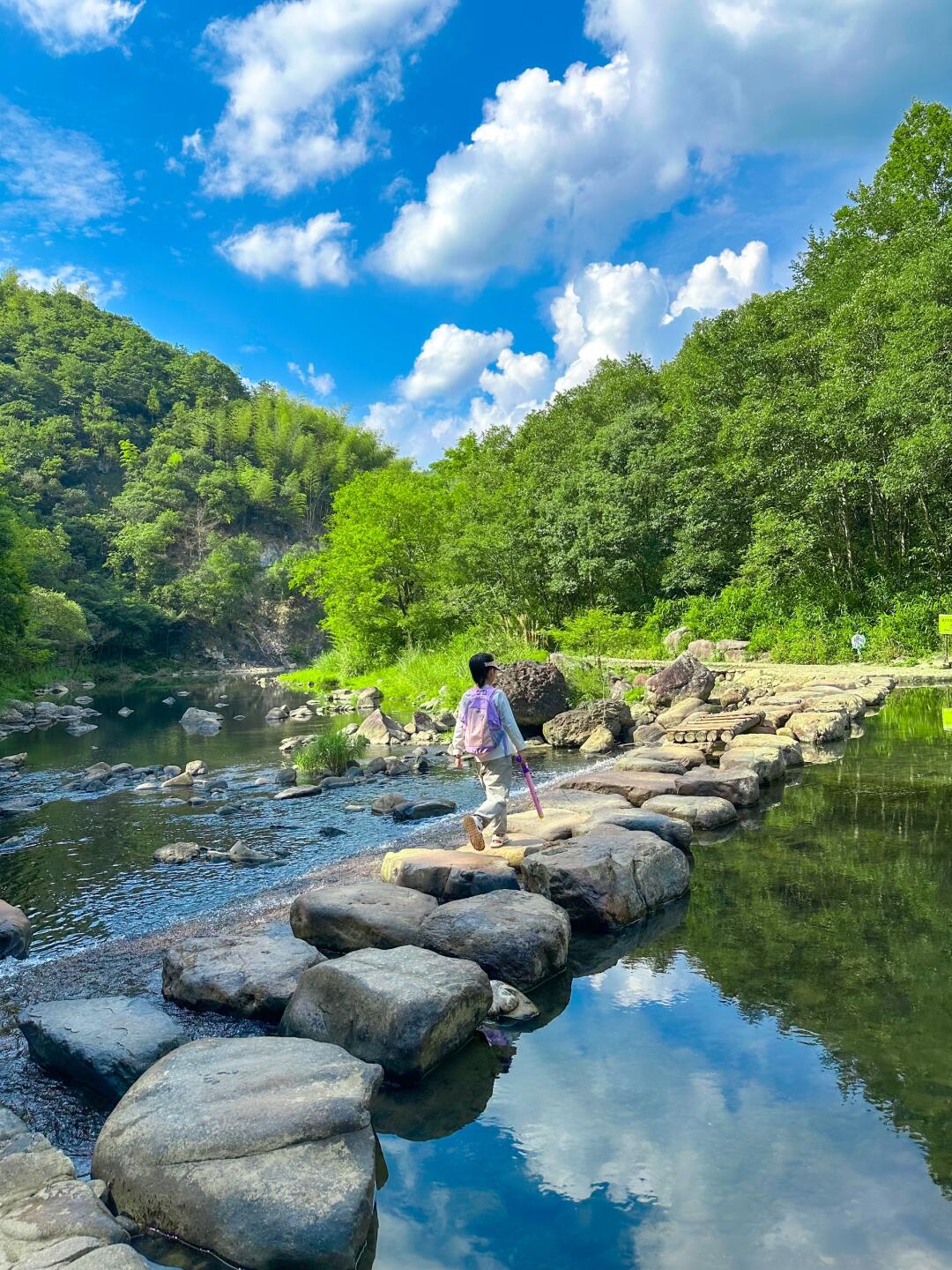 整理了⑮条适合夏日玩水徒步路线❗️山野友好