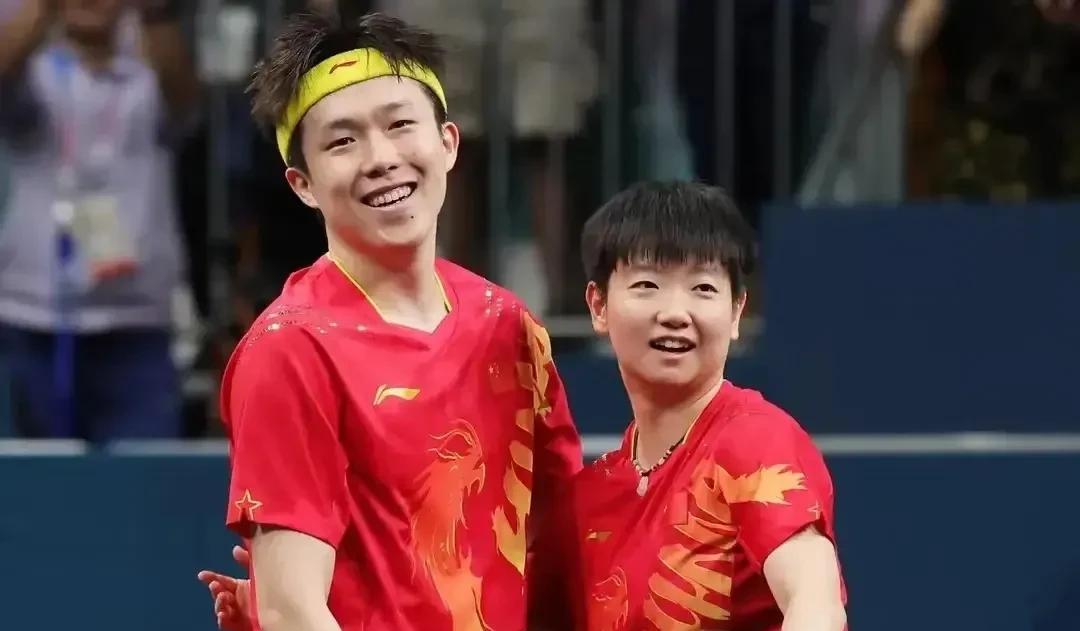 动漫不争气，倒霉的大概率就是莎头，林诗栋根本不适合双打，正手没有杀伤力，怎么解决