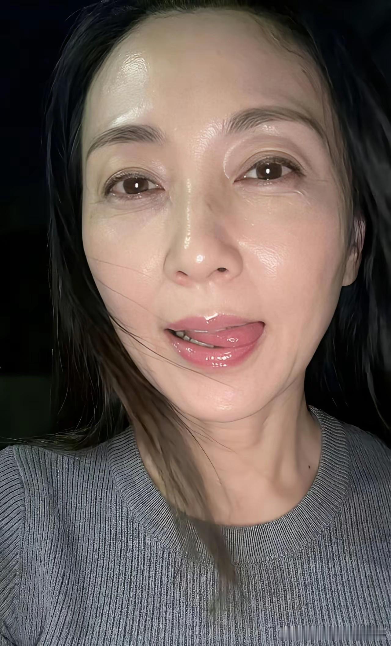 女人的闺蜜拿来有什么用打掩护的明白了吗假如你的女人出去和别的男人约会她就