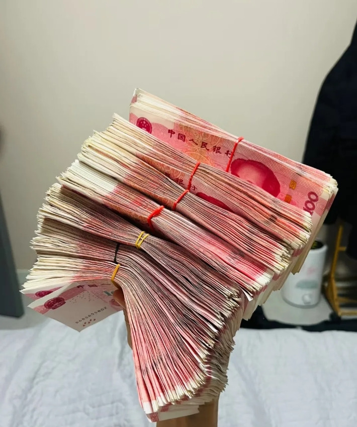 姐姐的抉择：面对28.8万彩礼，是亲情还是财务危机？