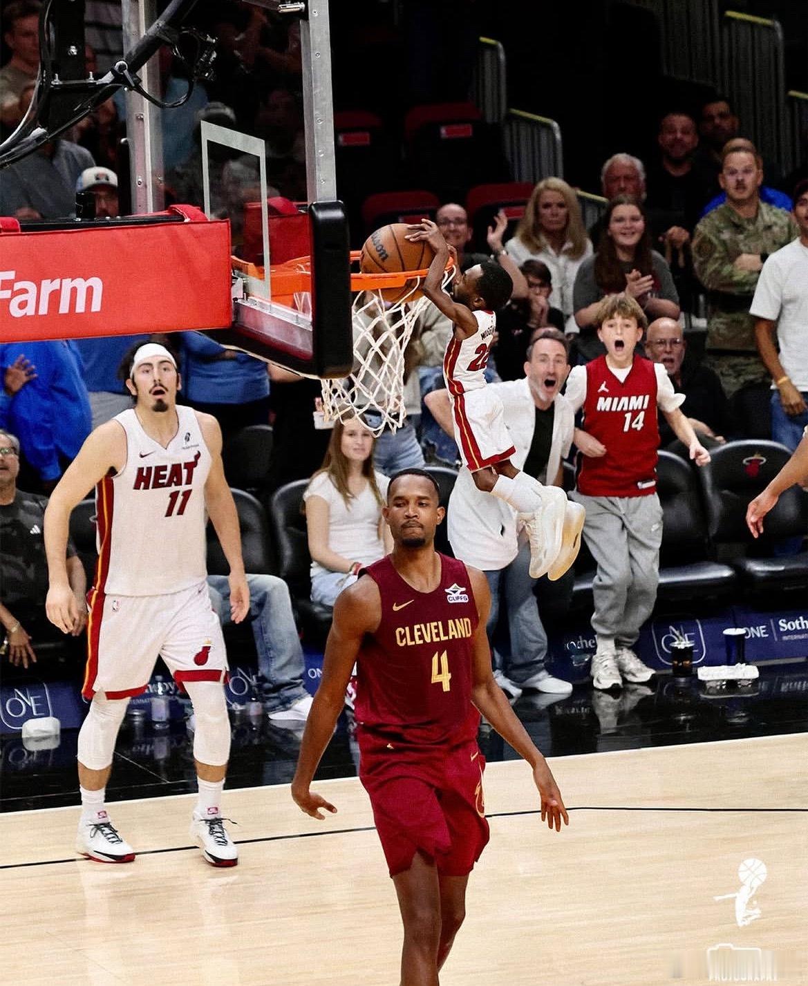 这张图太可爱了😍