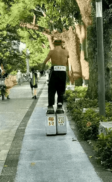 吃得苦中苦，方为人上人。就为要当人上人，只好下此苦功夫，值与不值自己知，莫问他