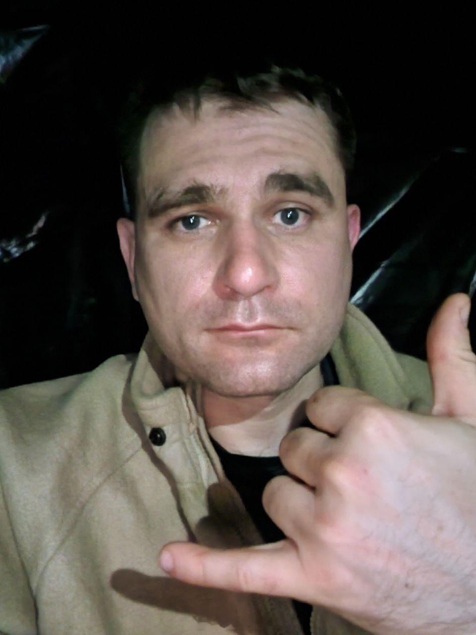 战地记者亚历山大.哈尔琴科：我正坐在波克罗夫斯克地区的一个掩体里，不明白乌克兰的