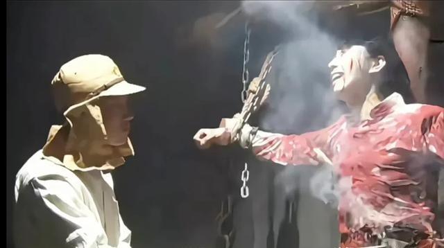 1929年，地下党员丁惟尊叛变，还要带着敌人去火车站抓人，他的妻子知道后，连忙说