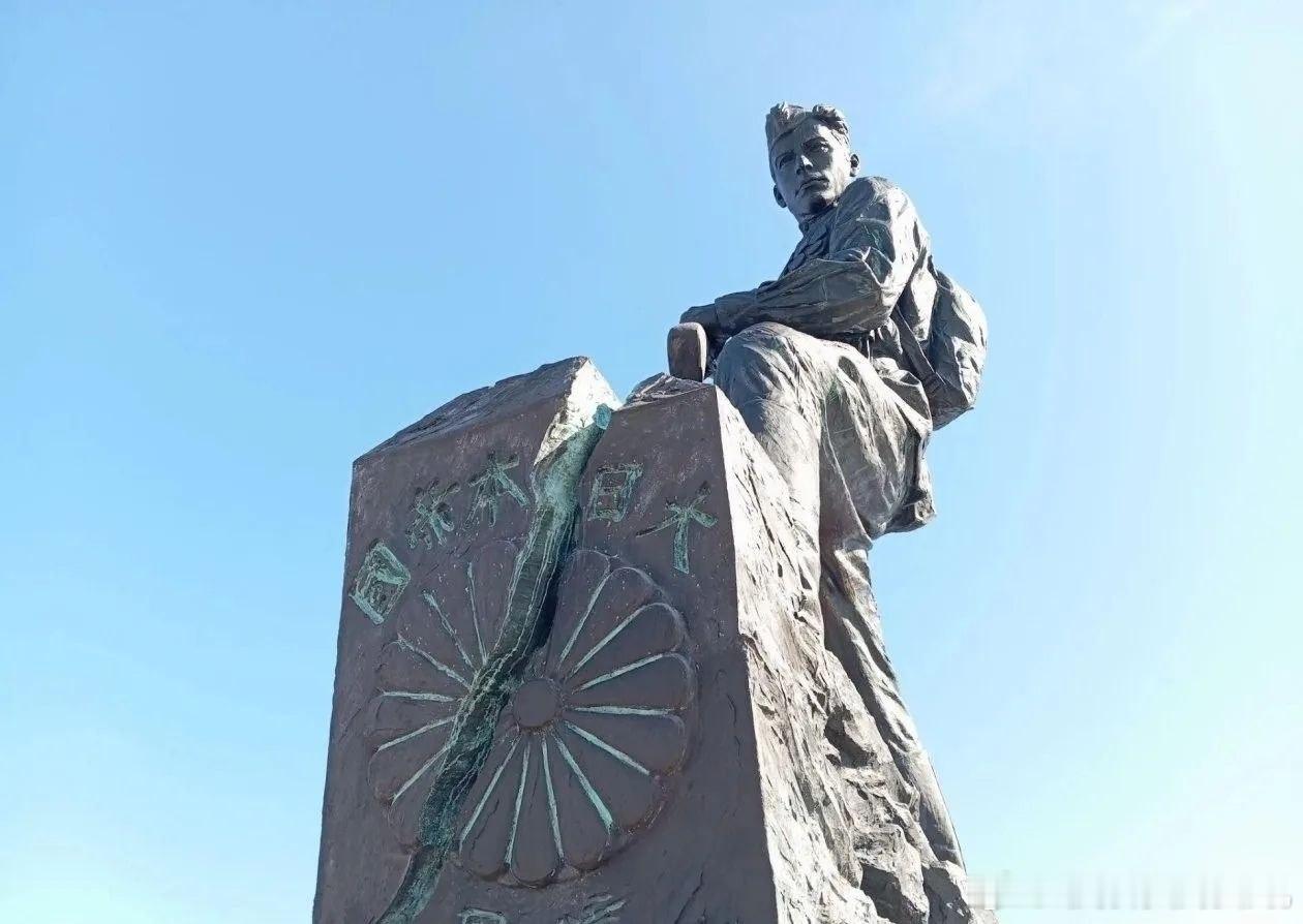 下文是一俄国频道回应日本首相高市早苗要求俄国人拆纪念碑的表达-------------------日