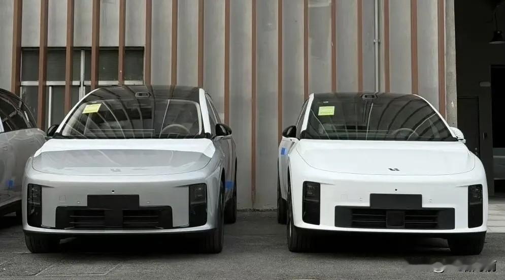 理想似乎进入了水逆期。这负面新闻简直跟“连续剧”似的，隔三差五就来一个，看得人