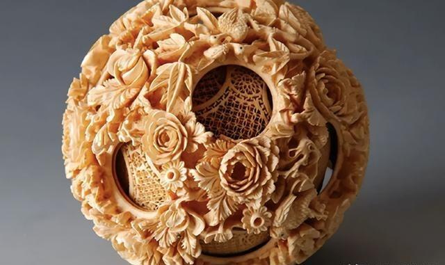 日本丢人又丢手艺！1915年，巴拿马万国博览会上，日本人制作的鬼工球比中国的多出