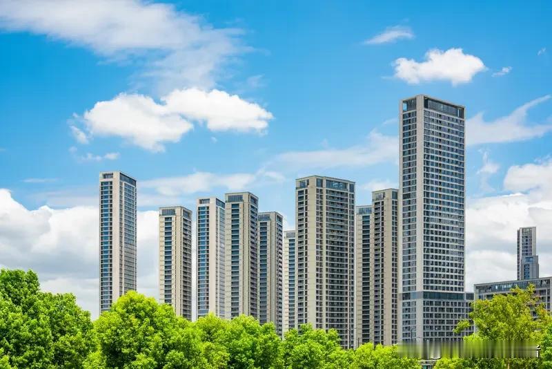 以前有人说“高层以后就是贫民窟”，当时我还觉得有点夸张，直到亲身经历了邻居的糟心