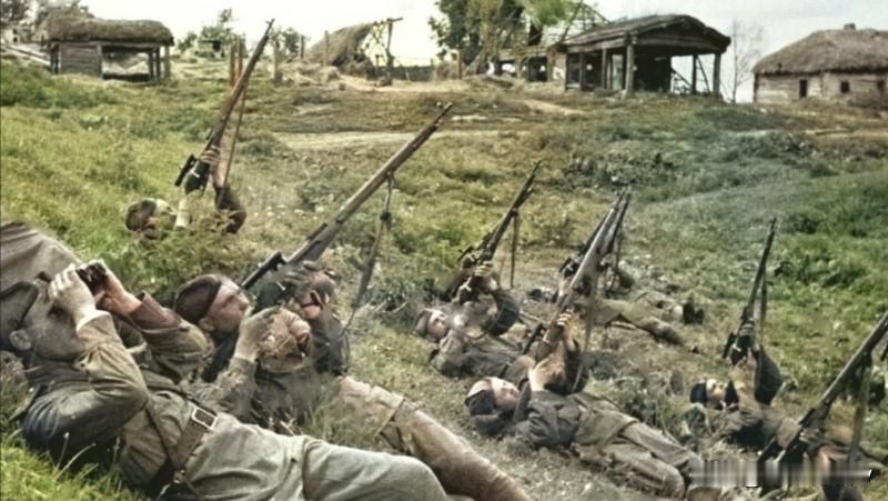 1942年3月25-30日之间，在列宁格勒战线，接连发生数起（5起）苏军士兵使用