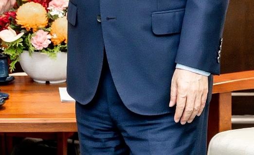 赖清德热情接待、笑脸相迎，结果德国代表团全程冷场——转头，德国经济部长就带着40