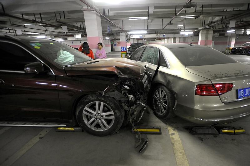 女子产后21天车库突然大出血晕倒！所有人看完，都心疼哭了太揪心了！一位妈妈