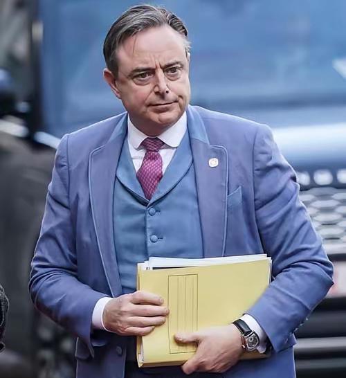全网怒了！必须制裁比利时首相！颠倒黑白，必须付出代价！比利时首相最近大放厥词