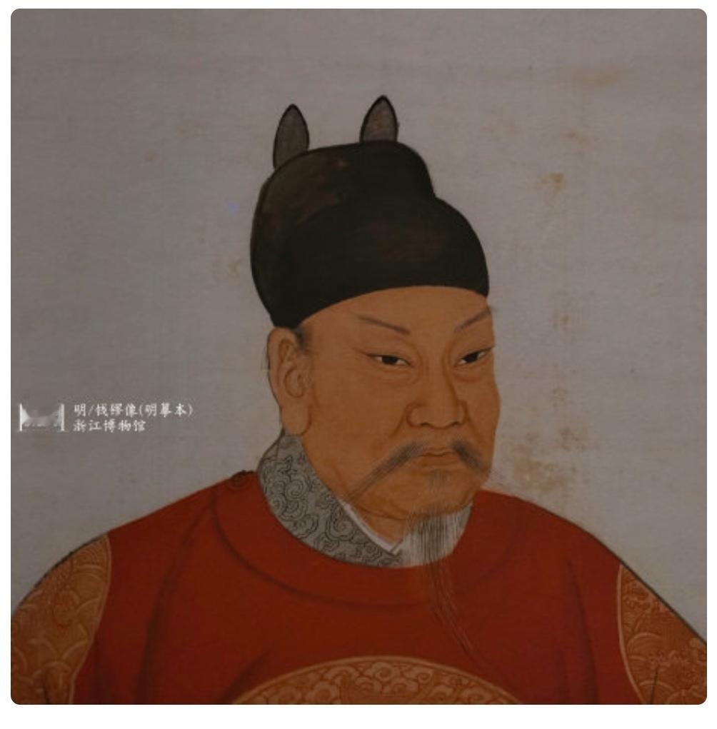 吴越的钱镠是五代十国里顶级老猾头，堪比冯道，是唯一能在吃人乱世中保存了家族与百姓