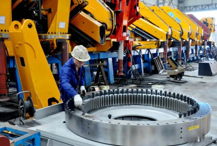 中国经济的“三驾马车”，为什么突然跑不动了？曾几何时，“三驾马车”——投资、消费