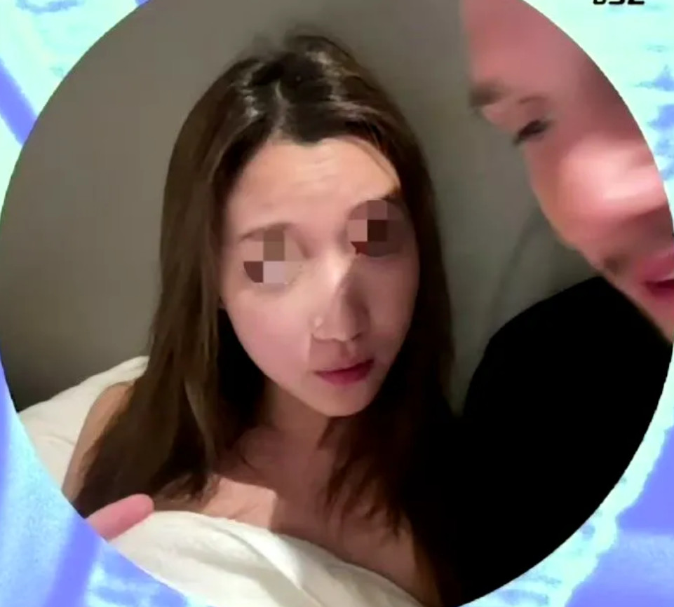 还是开除了，不要盲目跟外国人发生不该有的关系。好好的大学生涯白费，高中三年的努力