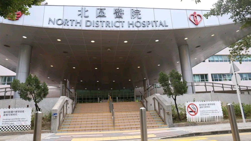 这香港毒贩逃跑事件真够离谱的！18岁的邓姓男子，开着“毒品快餐车”出事故被捕。车