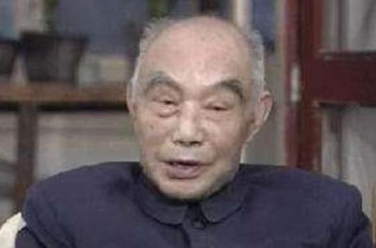 2000年，曾任国军18军军长的杨伯涛病逝，终年91岁，而在病逝之前，因病重连亲