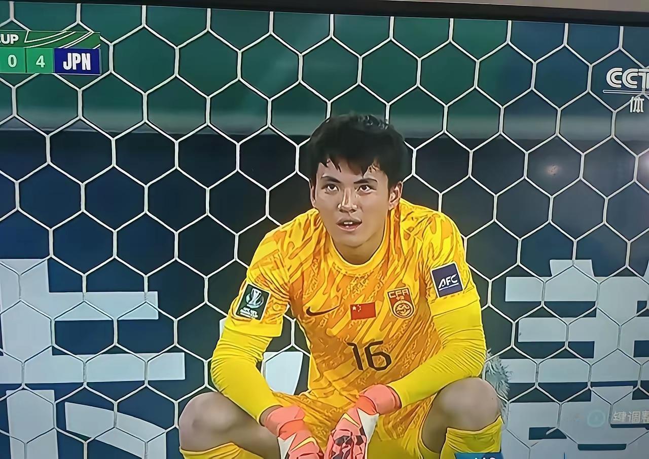 李昊，虽败犹荣！虽然在对阵的决赛中，中国队以0：4大比分输了，但是四个球都不是李