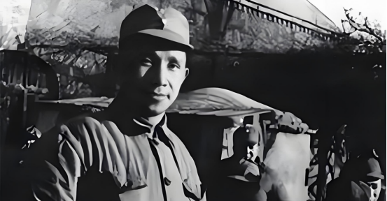 1943年，新四军团长汤景延叛变，打死3名新四军战士后，带着600多人投靠日军，