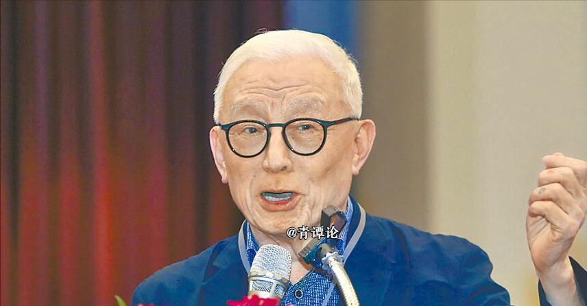 “台独”顽固分子曹兴诚再抛谬论。台媒报道，曹兴诚18日出席“独派”团体活动，在